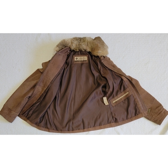 Columbia Suede Leather Jacket with removable fur. - Picture 3 of 7